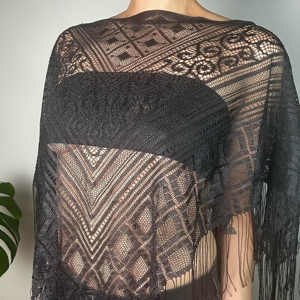 Vintage Black + Lacey With Fringe Shawl